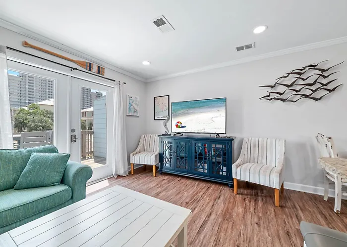The & Surf House *